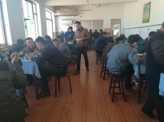 近日山西盛大鋼結構食堂被吃貨們擠爆啦，到底是何美味？