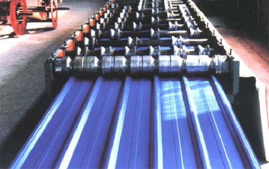 誰發明了彩鋼板，較早的太原彩鋼板在哪里？