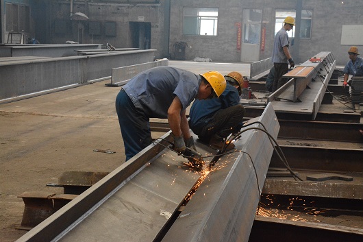 鋼結(jié)構(gòu)生產(chǎn)廠家的責任不止有安全和質(zhì)量，還有……